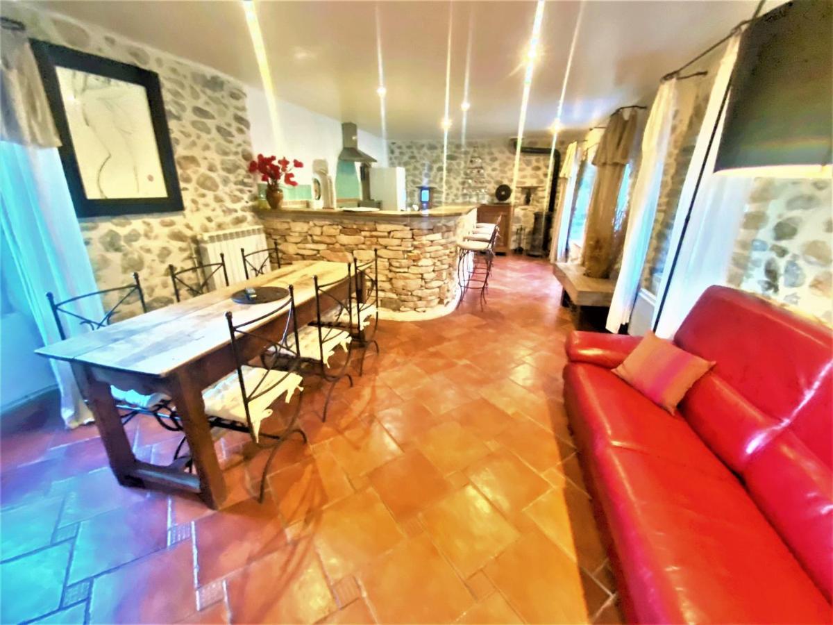 Gite De Groupe 9Ch Ou 3 Gites Independants De 3Ch - Patio Et Piscine Interieure Chauffee Toute L'Annee Валлон-Пон-д'Арк Экстерьер фото