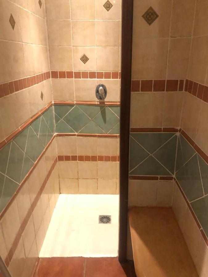 Gite De Groupe 9Ch Ou 3 Gites Independants De 3Ch - Patio Et Piscine Interieure Chauffee Toute L'Annee Валлон-Пон-д'Арк Экстерьер фото