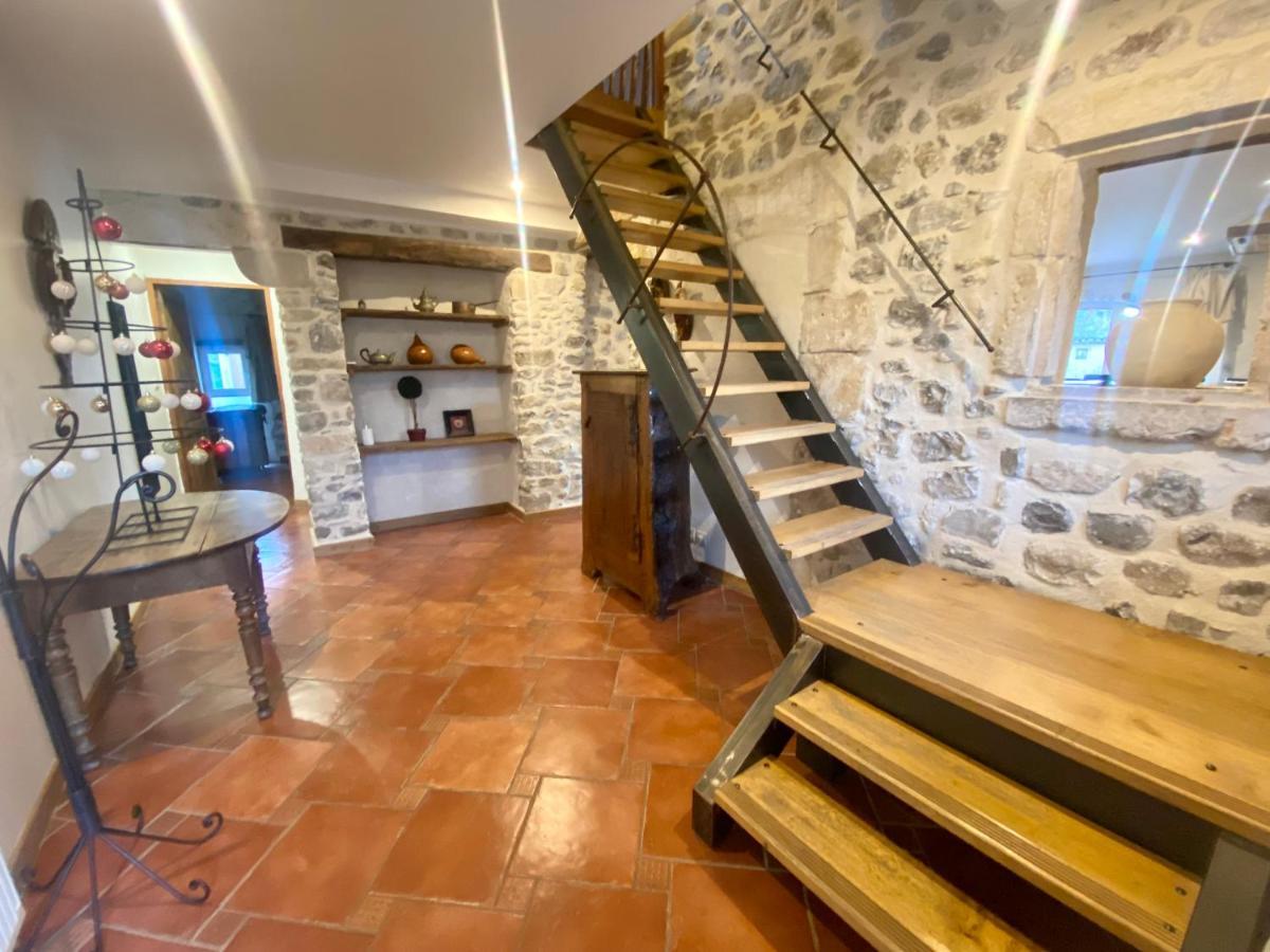 Gite De Groupe 9Ch Ou 3 Gites Independants De 3Ch - Patio Et Piscine Interieure Chauffee Toute L'Annee Валлон-Пон-д'Арк Экстерьер фото