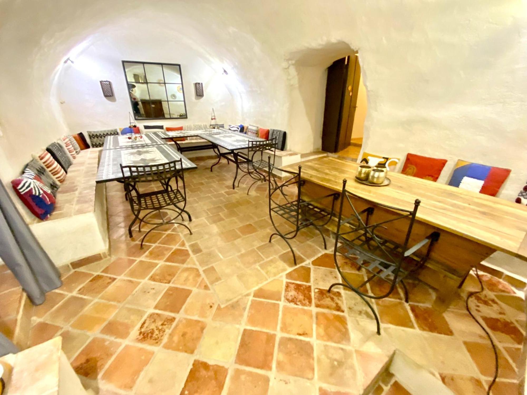 Gite De Groupe 9Ch Ou 3 Gites Independants De 3Ch - Patio Et Piscine Interieure Chauffee Toute L'Annee Валлон-Пон-д'Арк Экстерьер фото