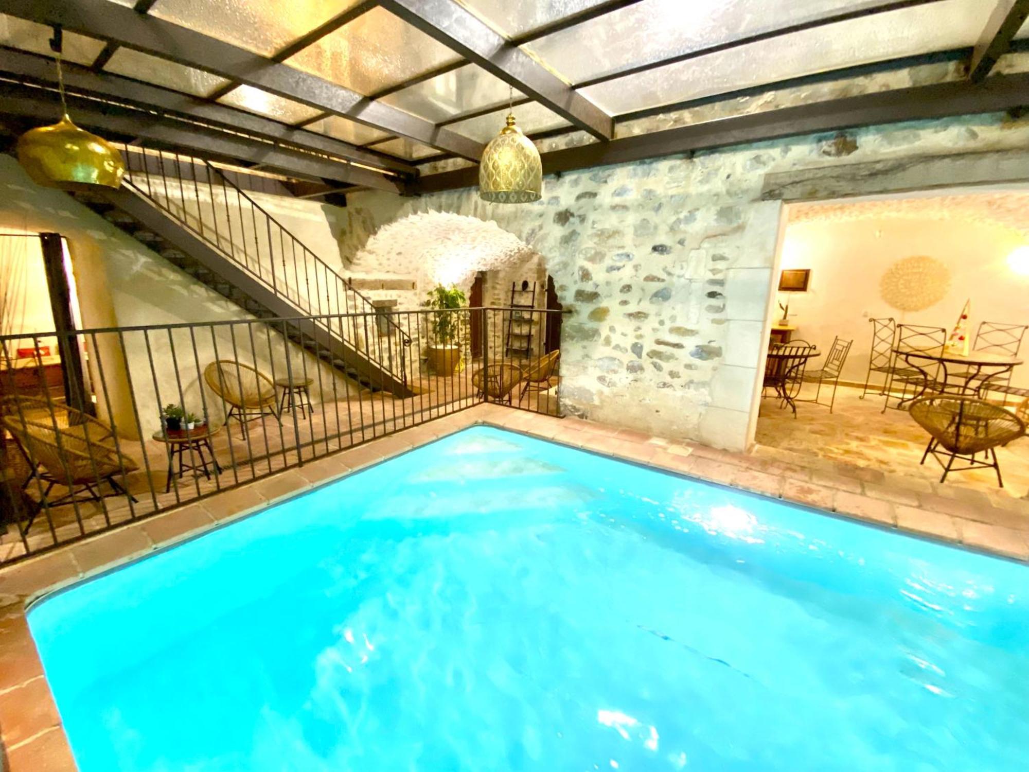 Gite De Groupe 9Ch Ou 3 Gites Independants De 3Ch - Patio Et Piscine Interieure Chauffee Toute L'Annee Валлон-Пон-д'Арк Экстерьер фото