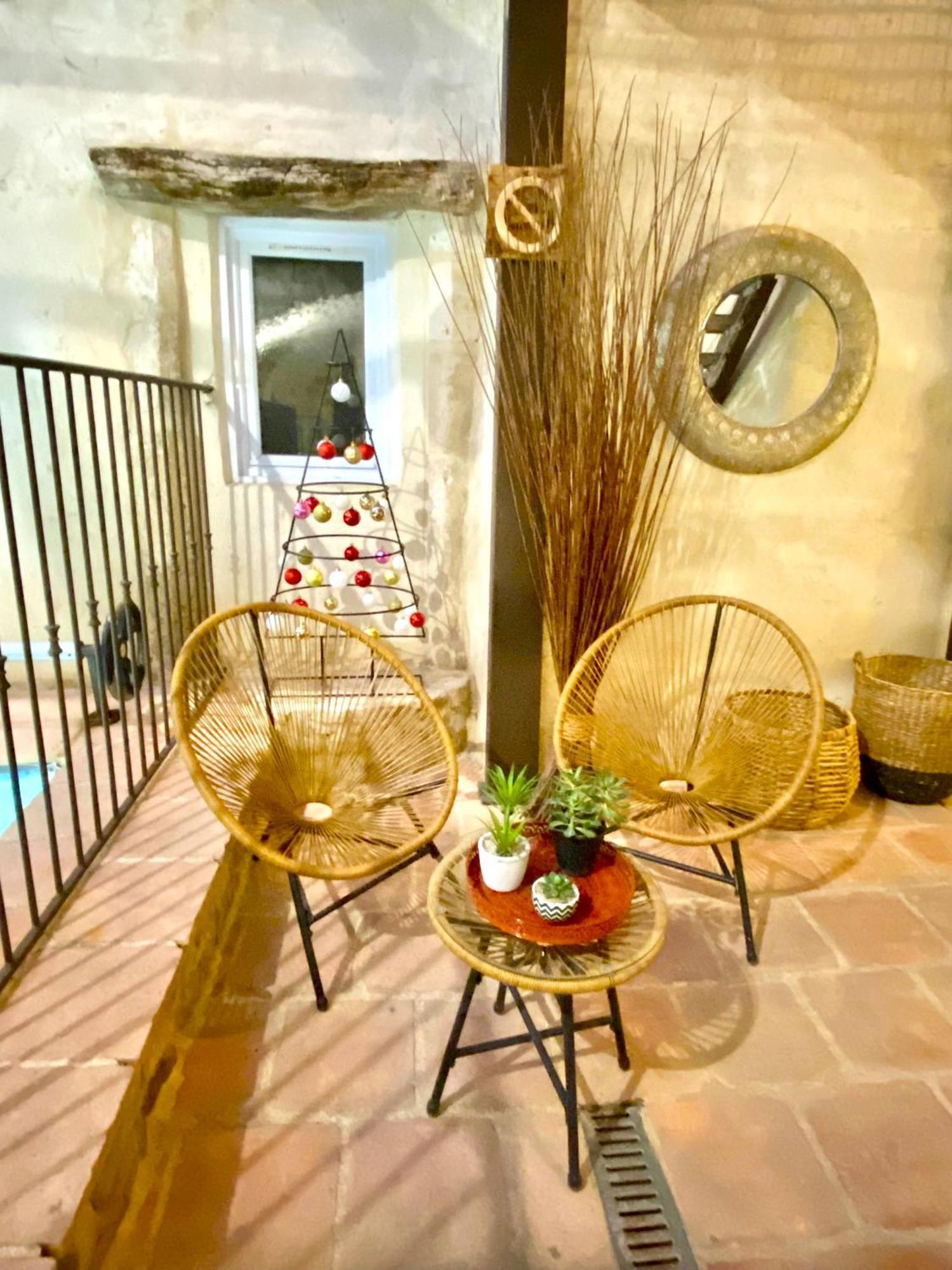 Gite De Groupe 9Ch Ou 3 Gites Independants De 3Ch - Patio Et Piscine Interieure Chauffee Toute L'Annee Валлон-Пон-д'Арк Экстерьер фото